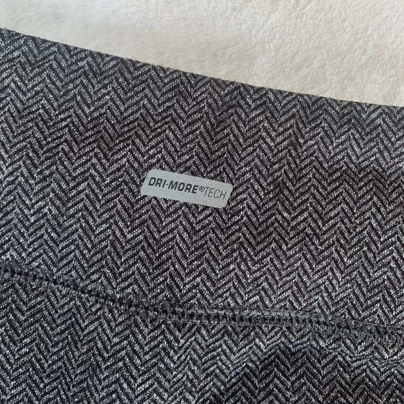 Active wear leggings - Picture 1 of 3